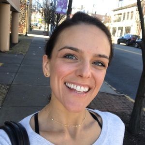 Meet your Posher, Nicole